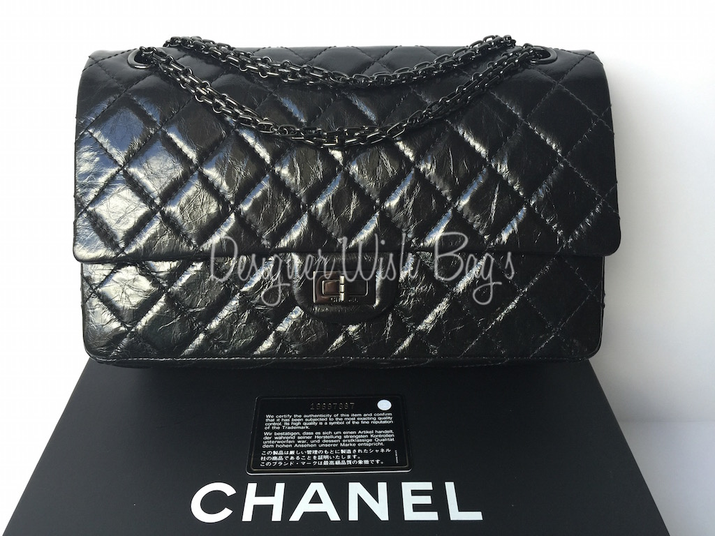 Pre-owned Chanel Wallet On Chain 2.55 Leather Crossbody Bag In Black