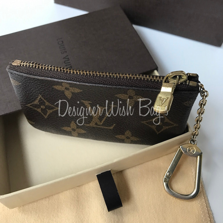 LOUIS VUITTON KEY POUCH CARD HOLDER for Sale in Rancho