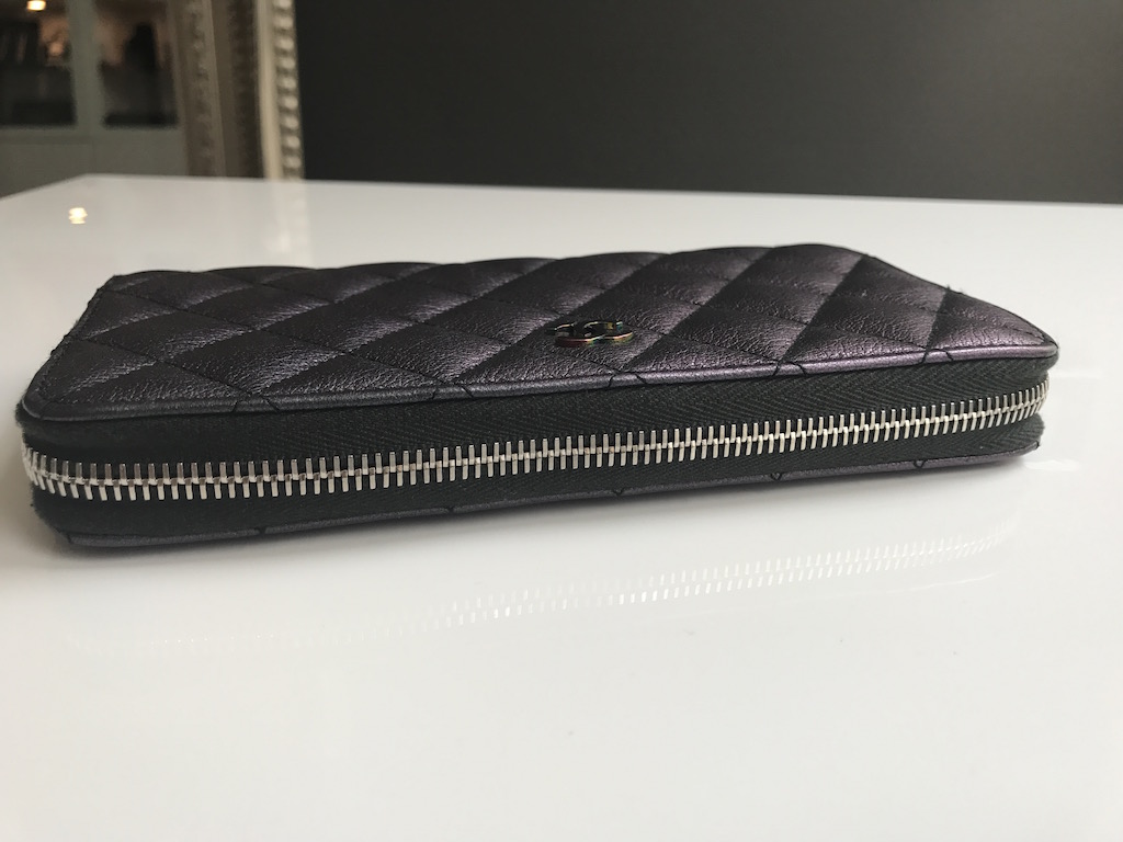 美品♡CHANEL Long Zipped Wallet 23S NWT 23P Chanel Classic Long Zipped Wallet Black Caviar with