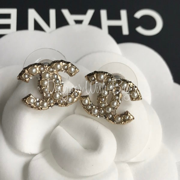 CHANEL Crystal Pearl CC Leaf Earrings Silver 932816
