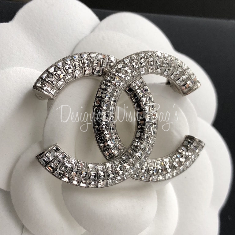 Chanel Silver Crystal Baguette CC Brooch – The Closet