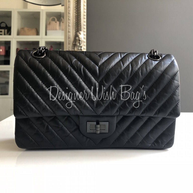 Pristine Chanel 225 Reissue Small 2.55 Flap Bag