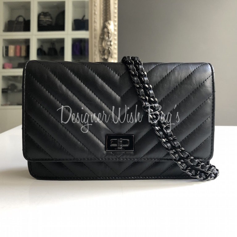 wallet on chain chanel classic bag