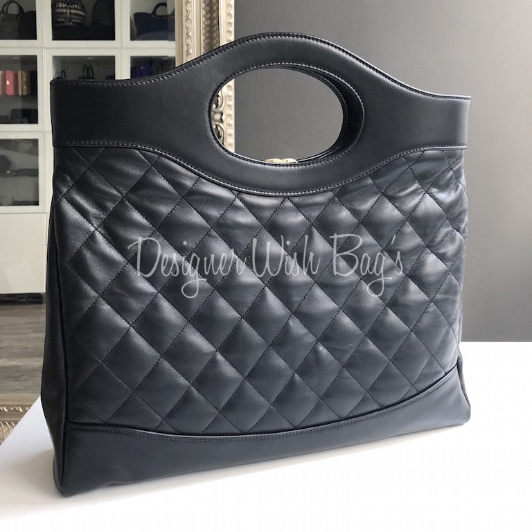 CHANEL Large 31 Crumpled Leather Tote Bag For Sale at 1stDibs