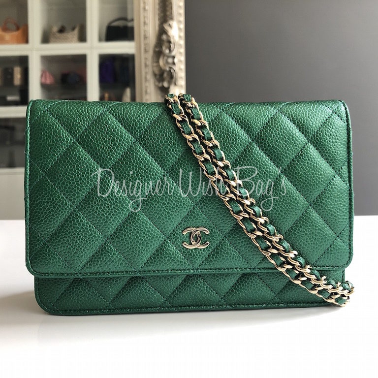 Chanel Classic Wallet On Chain 18S Emerald Green Caviar light gold hardware