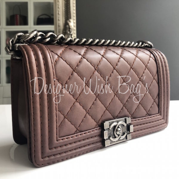 chanel boy bolsa brown