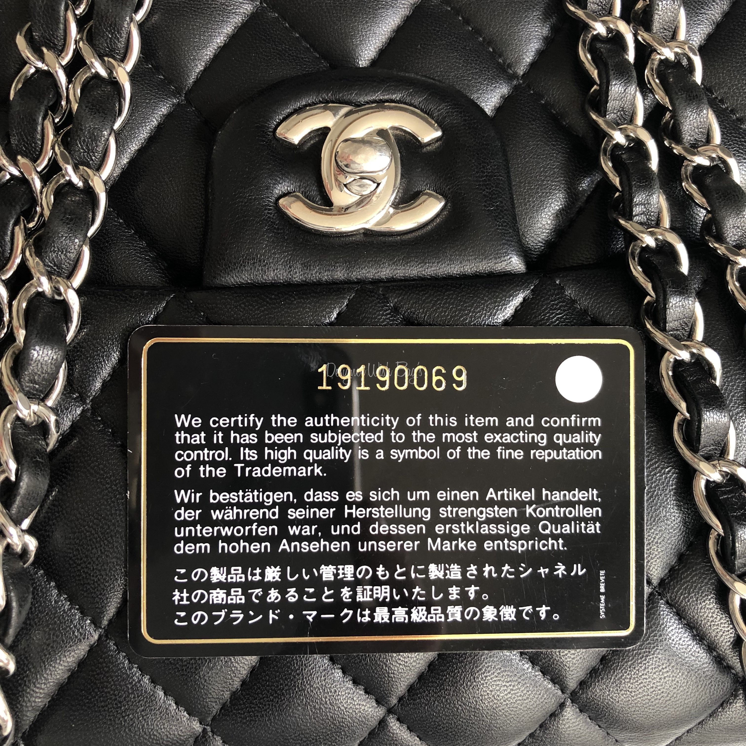 chanel vintage flap bag black leather