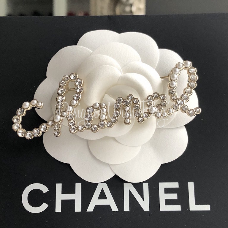 Chanel Heart Brooch 22K - Designer WishBags