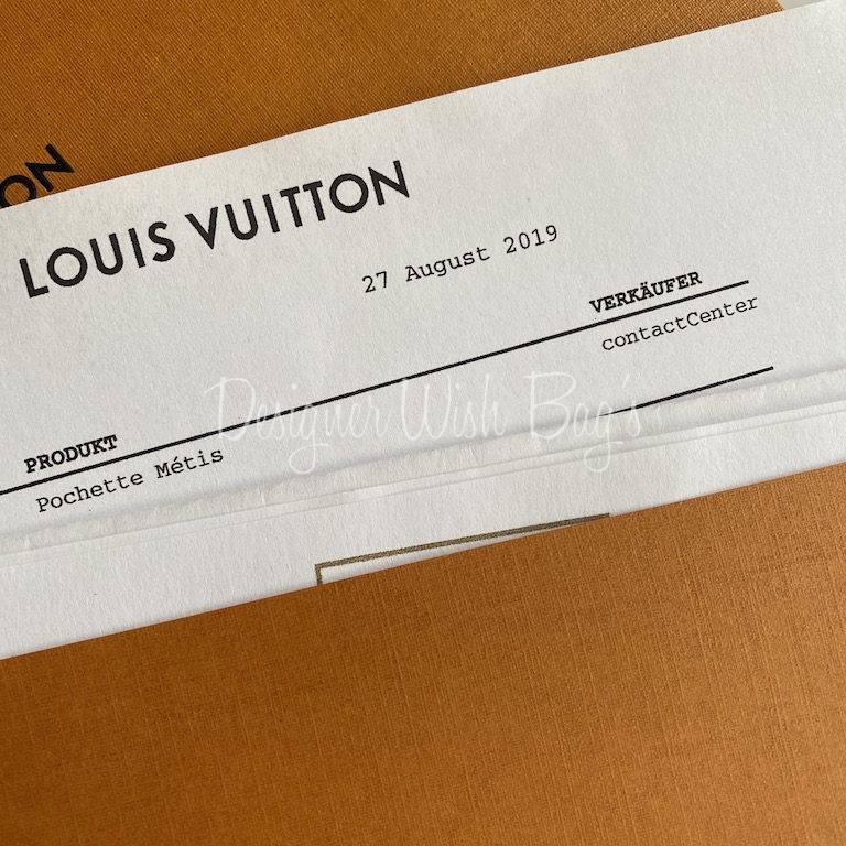 Touta store - Back in-stock Again 🥰 Louis Vuitton Monogram Pochette Metis  Brown😻 Message for info 💌 —————————————— •Brown and tan Monogram Reverse