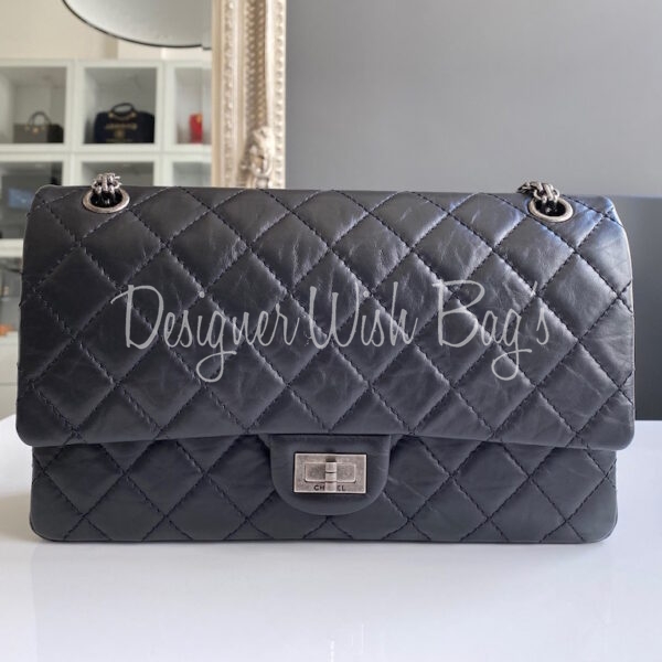 Pristine Chanel Black 2.55 Reissue Double Flap Bag 227 Jumbo Large
