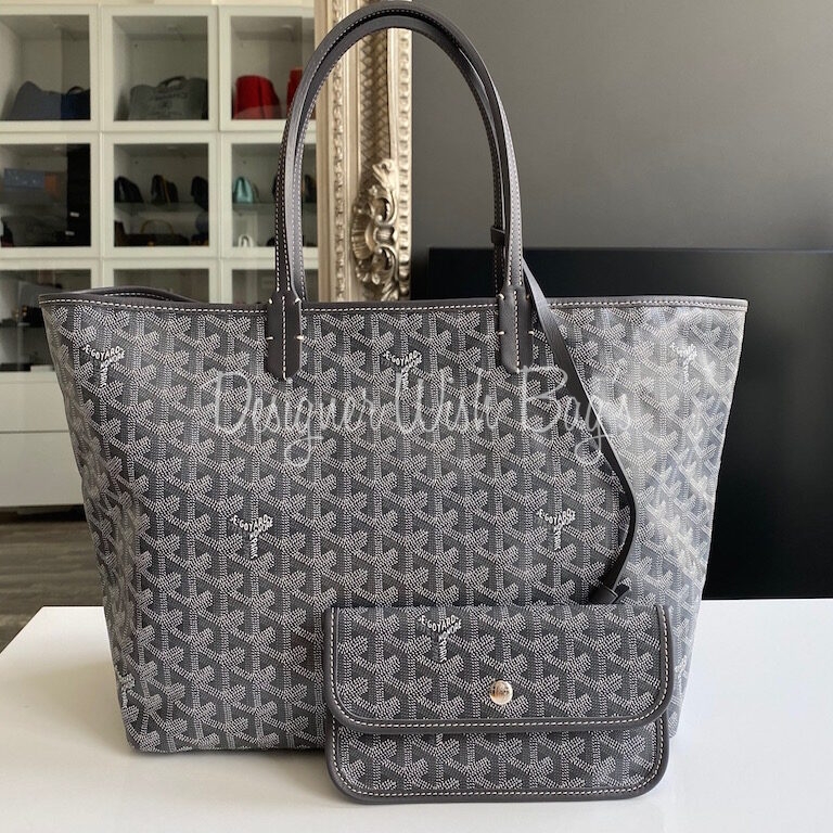 Maison Goyard - YOUR HOME AWAY FROM HOME With the Insert Louise, your  essentials will follow, wherever you go. #goyard #sogoyard #timelessstyle  #timelesscraftsmanship #insertlouisebygoyard