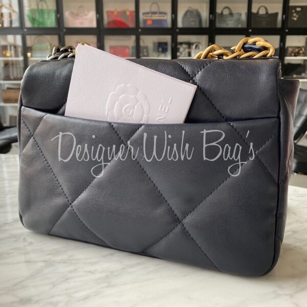 シャネル CHANEL19 フラップバッグ スモール ネイビー ネイビー（紺）系 CHANEL(シャネル) ハンドバッグ(レディース