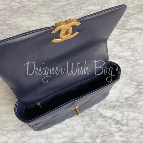 【ヴィンテージ】Rank:S☆Chanel Navy C19 Bag Small 31 バック Chanel Navy Lambskin Crossing Times Flap Bag - Luxe Du Jour