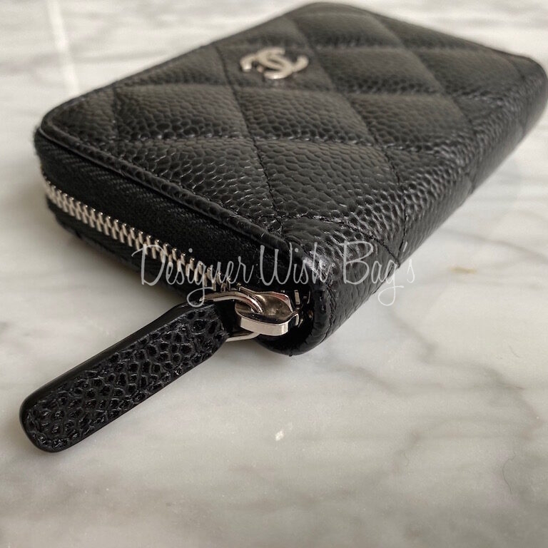 Chanel Iridescent Quilted Zip Coin Purse in Yellow Caviar Leather  ref.696108 - Joli Closet