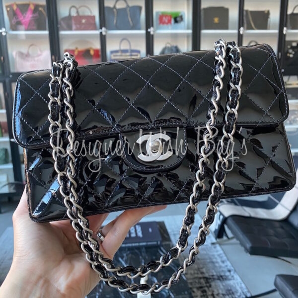 small black chanel handbag