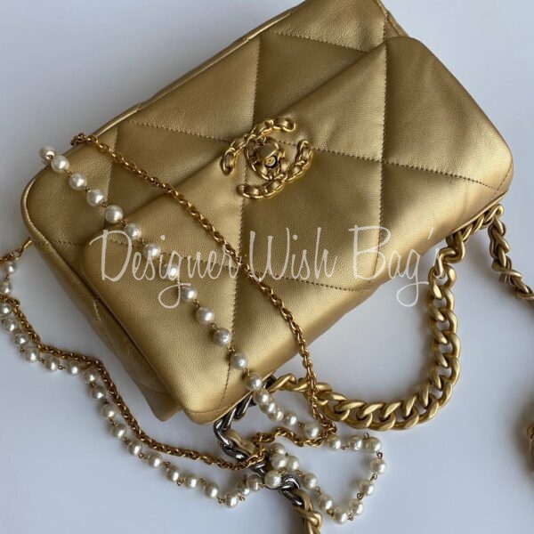 Chanel 19 Gold Goatskin Small