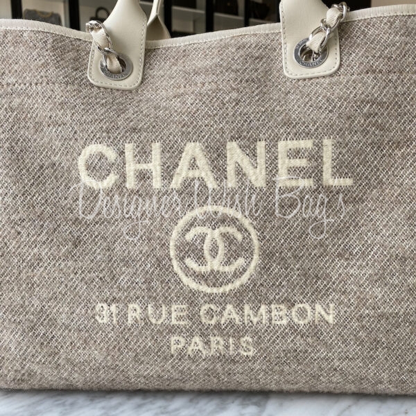 Chanel Deauville Beige 21B