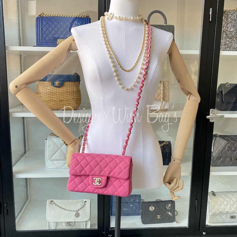 Bubblegum pink sales chanel bag