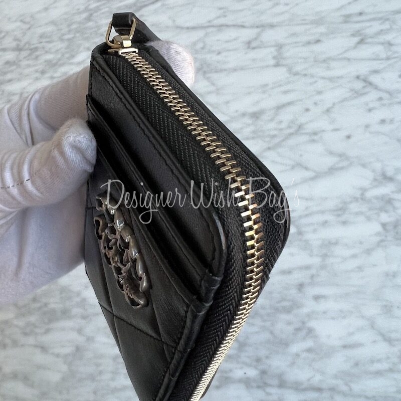 Shop CHANEL CHAIN WALLET 2023 SS Denim Small Wallet Logo Coin Cases  (AP3349) by LudivineBuyers