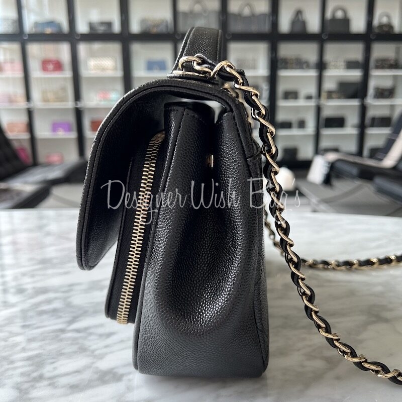 Business affinity leather tote Chanel Black in Leather - 23698597