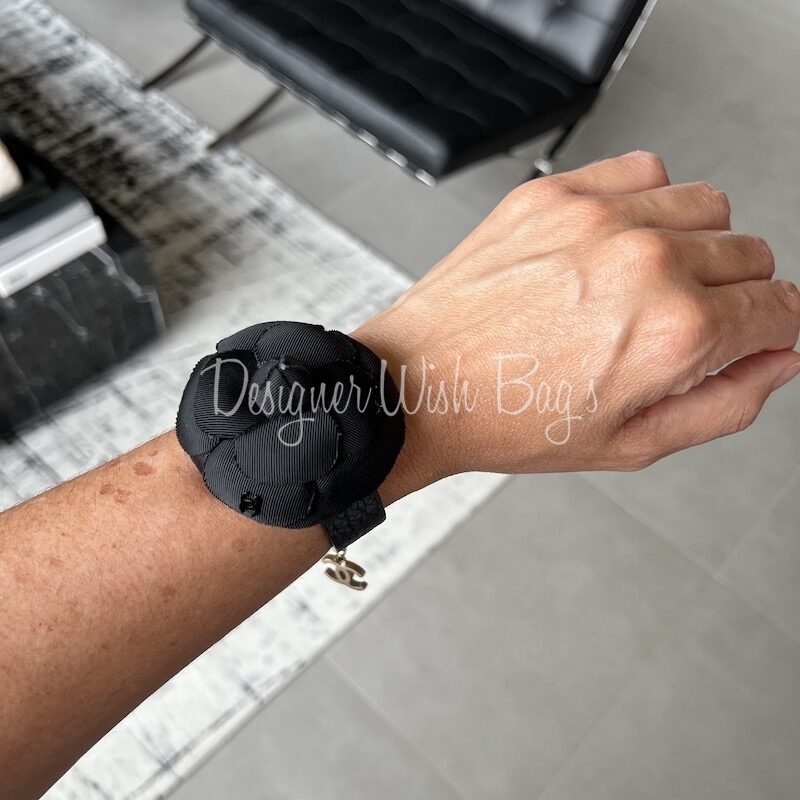 Photo 7 - renault captur volant - Renault Captur (2020) : ménage dans
