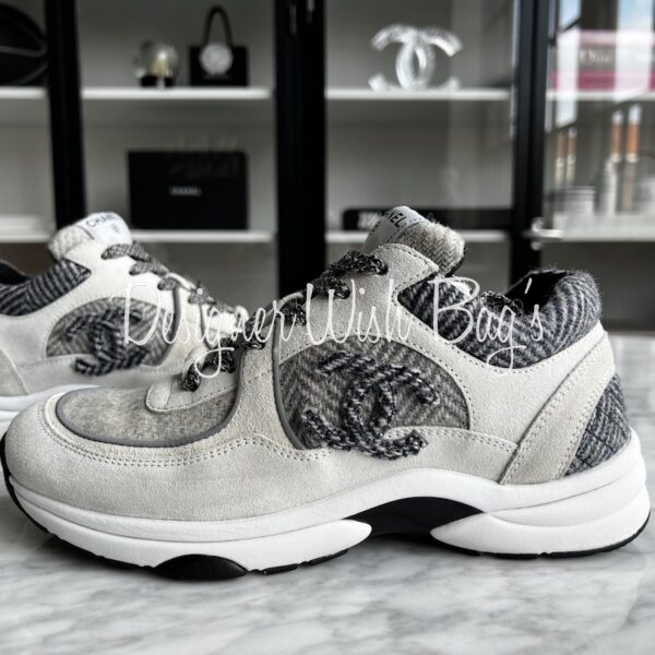 Chanel Sneakers Tweed Grey