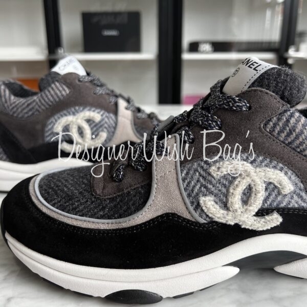 Chanel Sneakers Tweed Black 39,5 - Designer WishBags