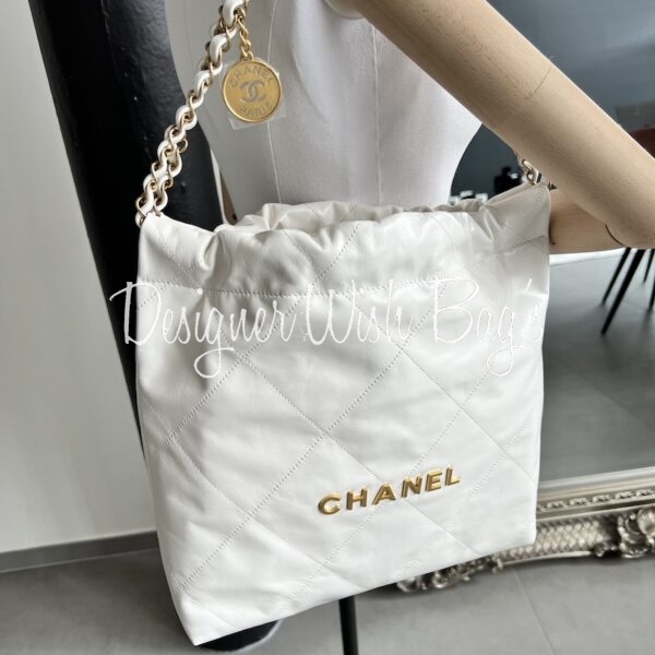 Chanel 22 Small White