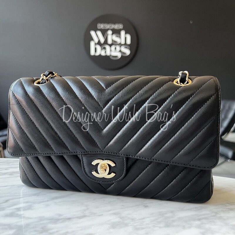 pearl chanel handbag black