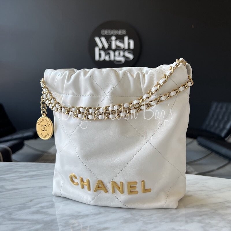 chanel small white handbag purse