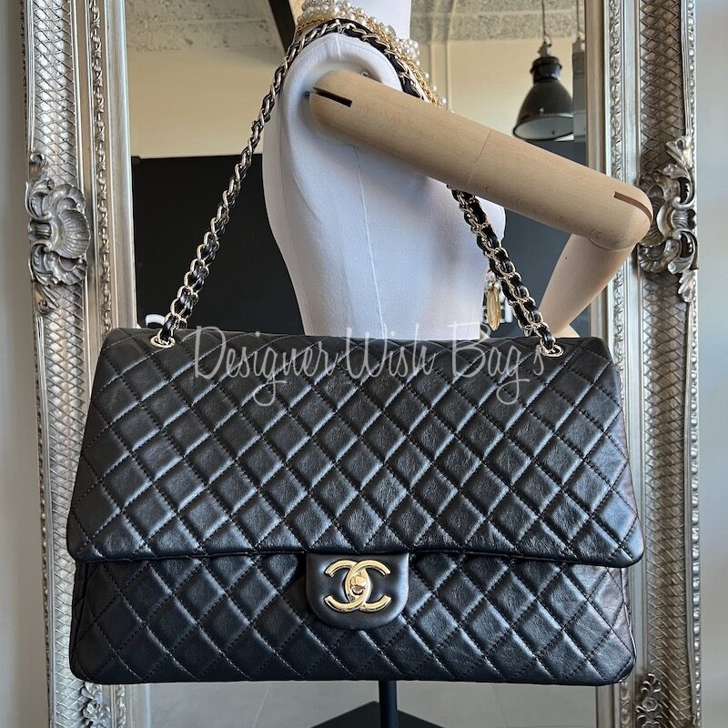 Chanel Vintage Patent Leather CC Chain Bag - Black Shoulder Bags