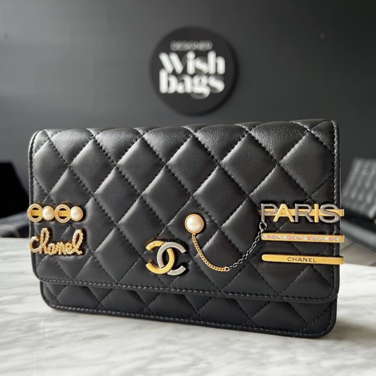 Chanel Coco Clips WOC Black Lambskin Leather - Designer  display picture 3