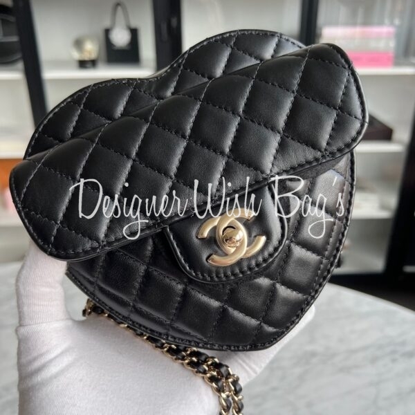 Chanel Blue Heart Bag large 22S CC Lambskin Leather Crossbody “In